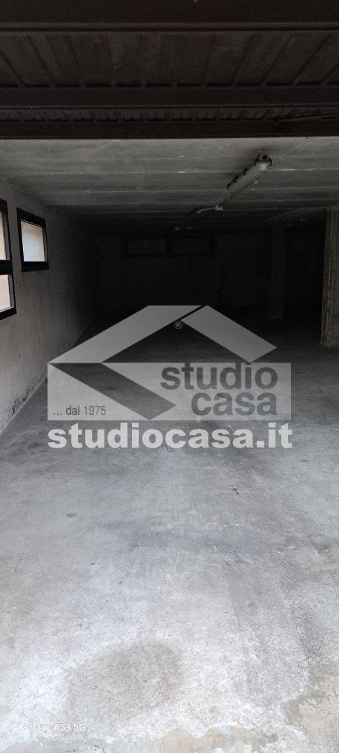 Box / Autorimessa in vendita a Vizzolo Predabissi