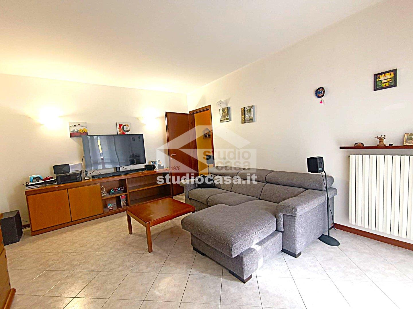 Appartamento in affitto a Melegnano