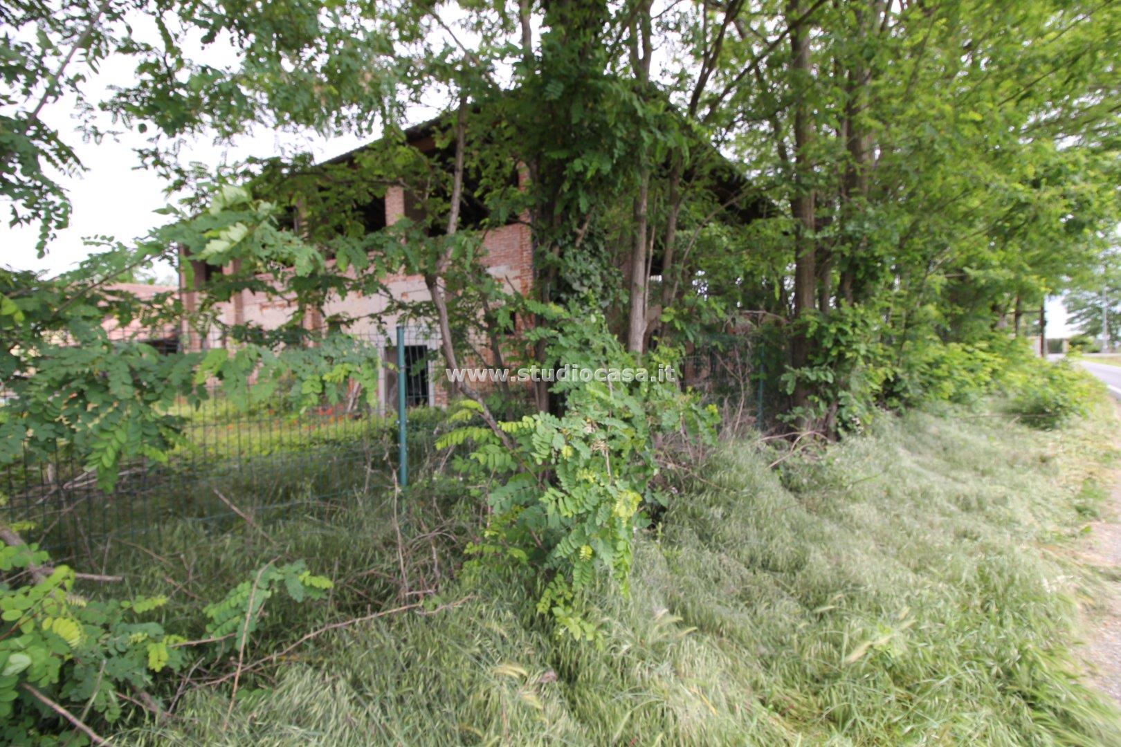 Cascina in vendita a Caselle Lurani