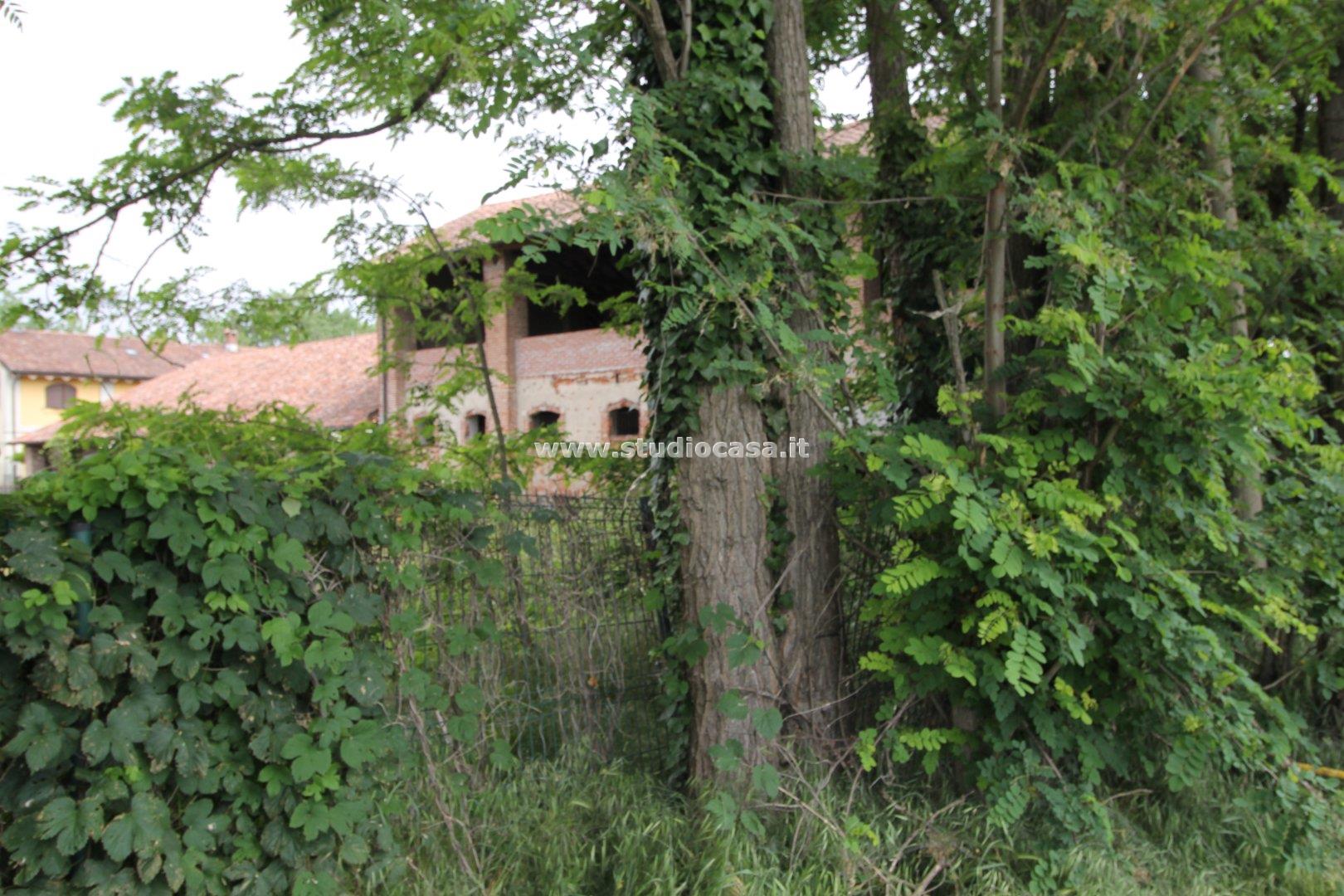 Cascina in vendita a Caselle Lurani