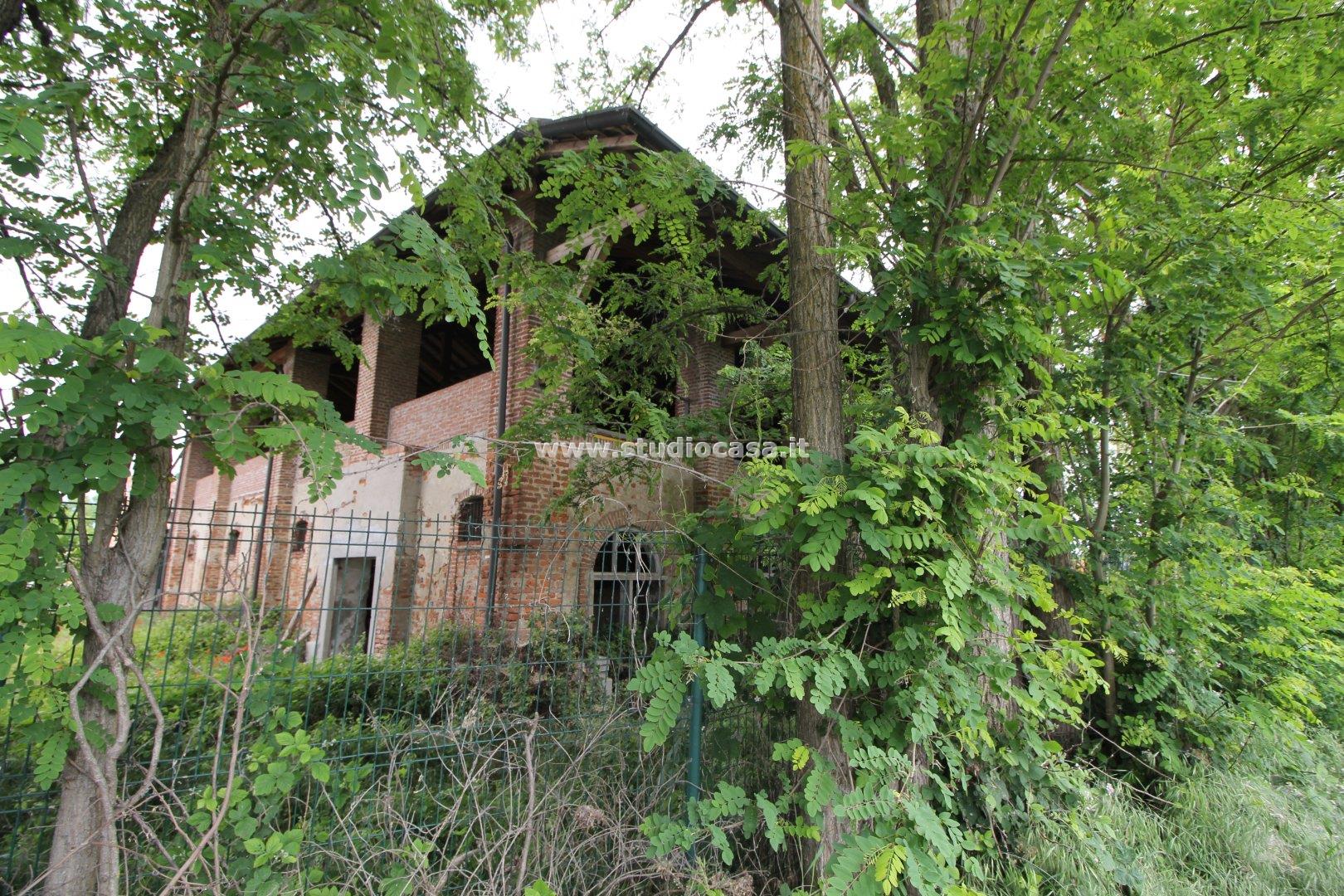 Cascina in vendita a Caselle Lurani