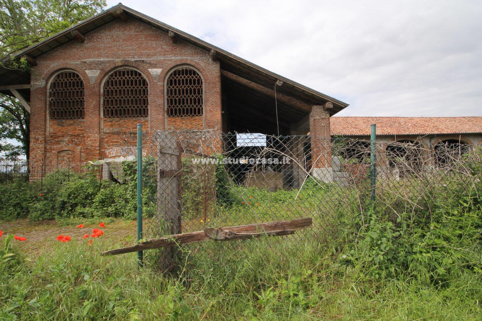 Cascina in vendita a Caselle Lurani