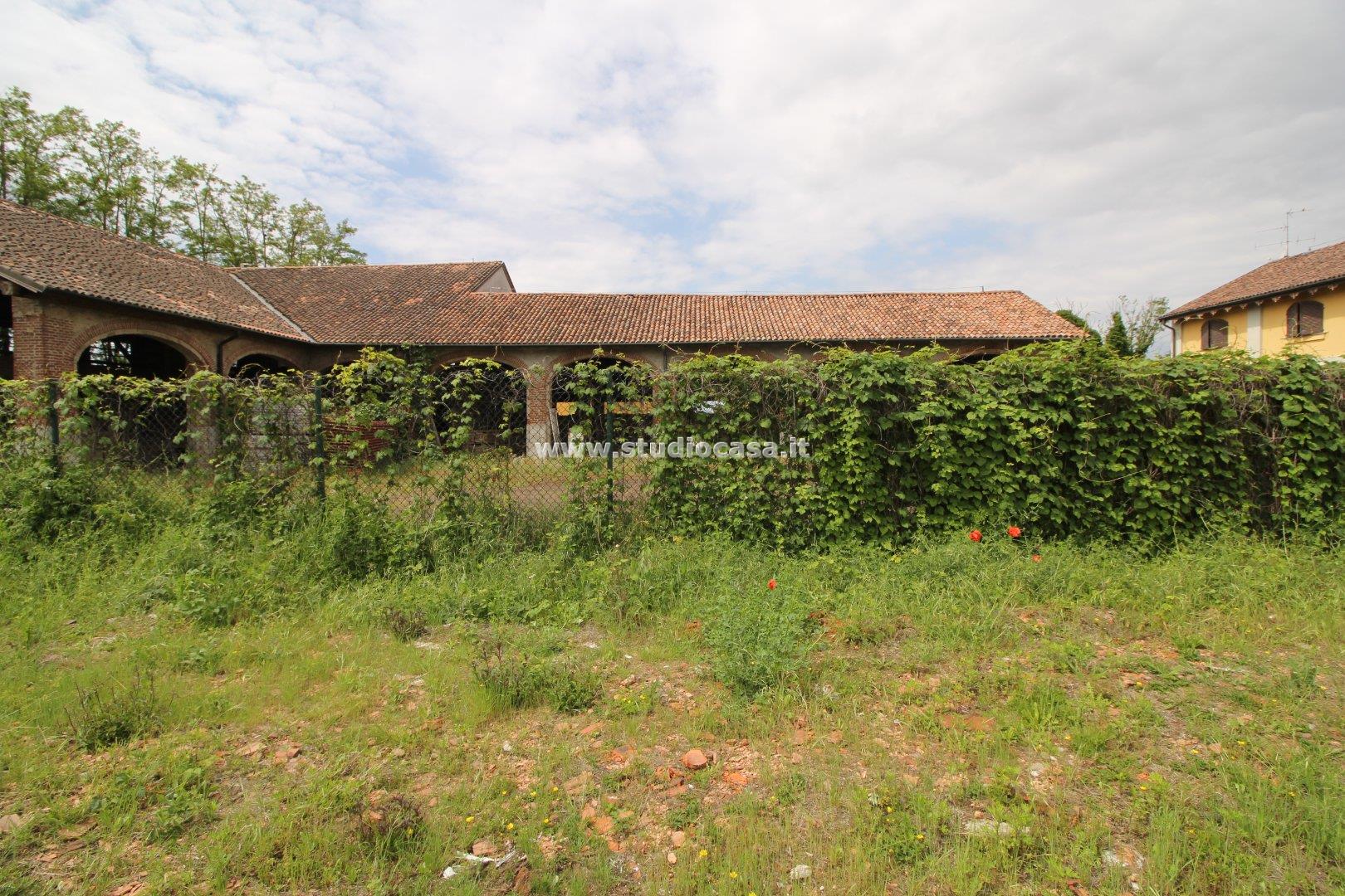 Cascina in vendita a Caselle Lurani