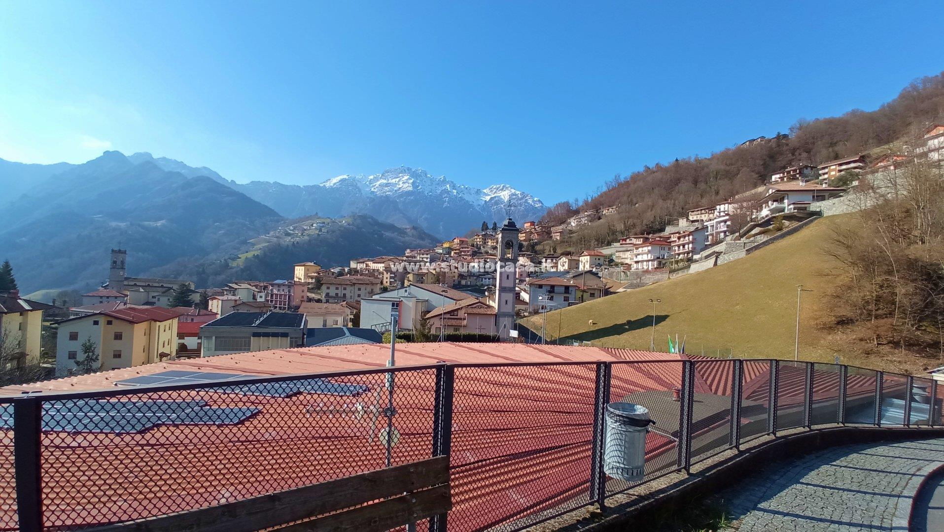 Appartamento in vendita a Gorno