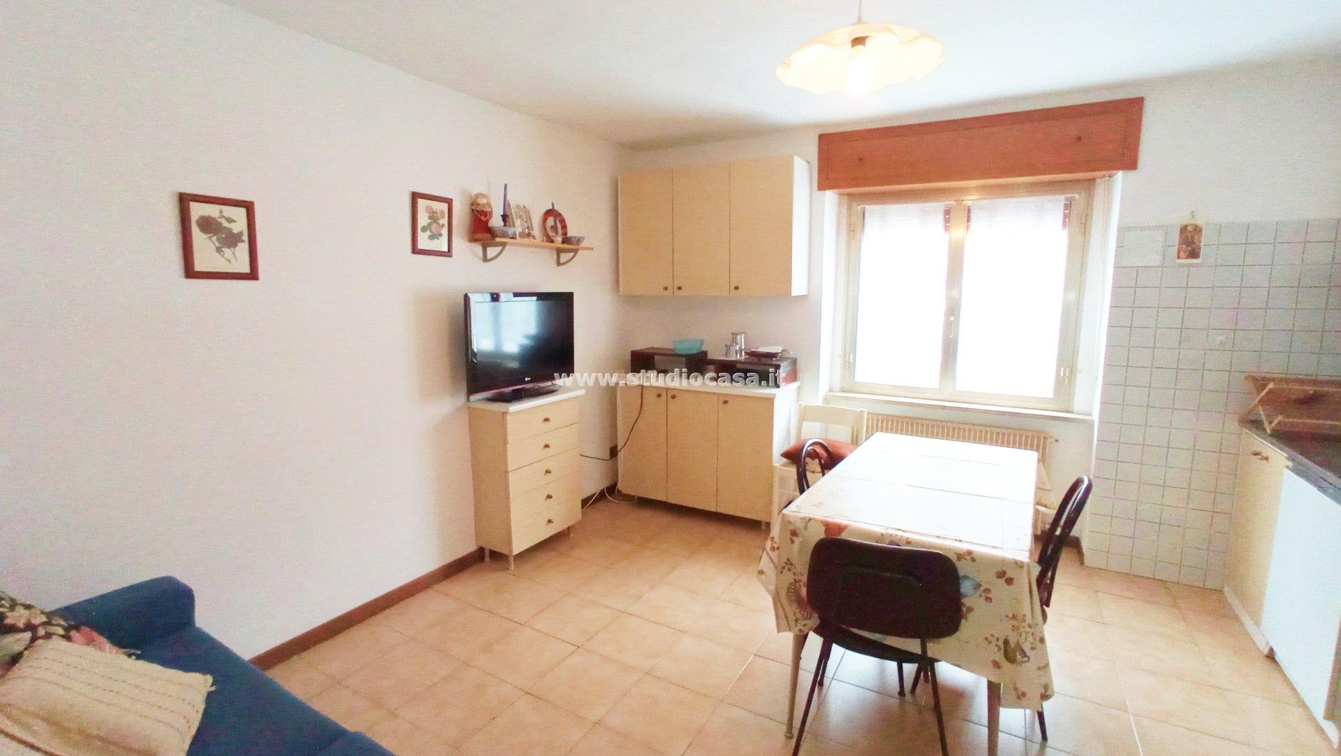 Appartamento in vendita a Gorno