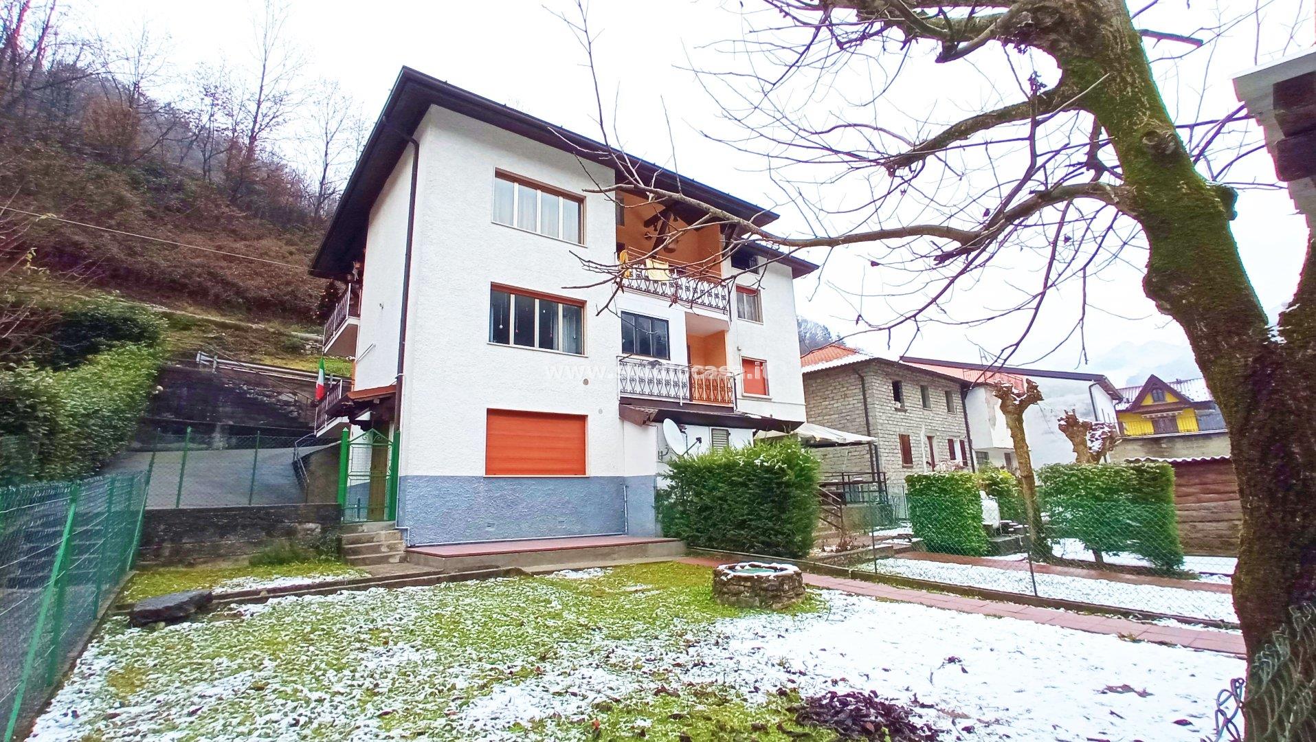 Appartamento in vendita a Gorno