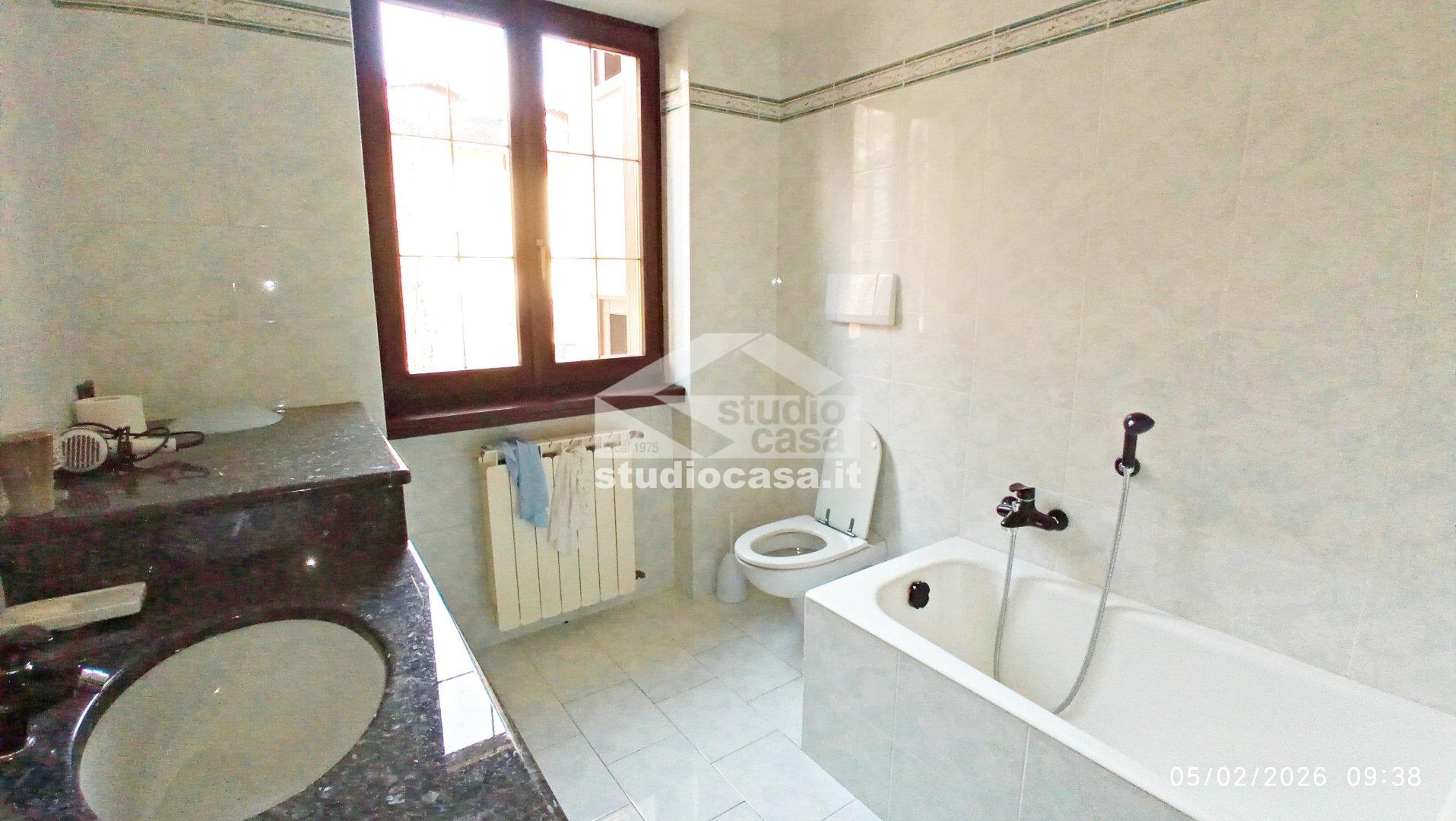 Appartamento in vendita a Rovetta