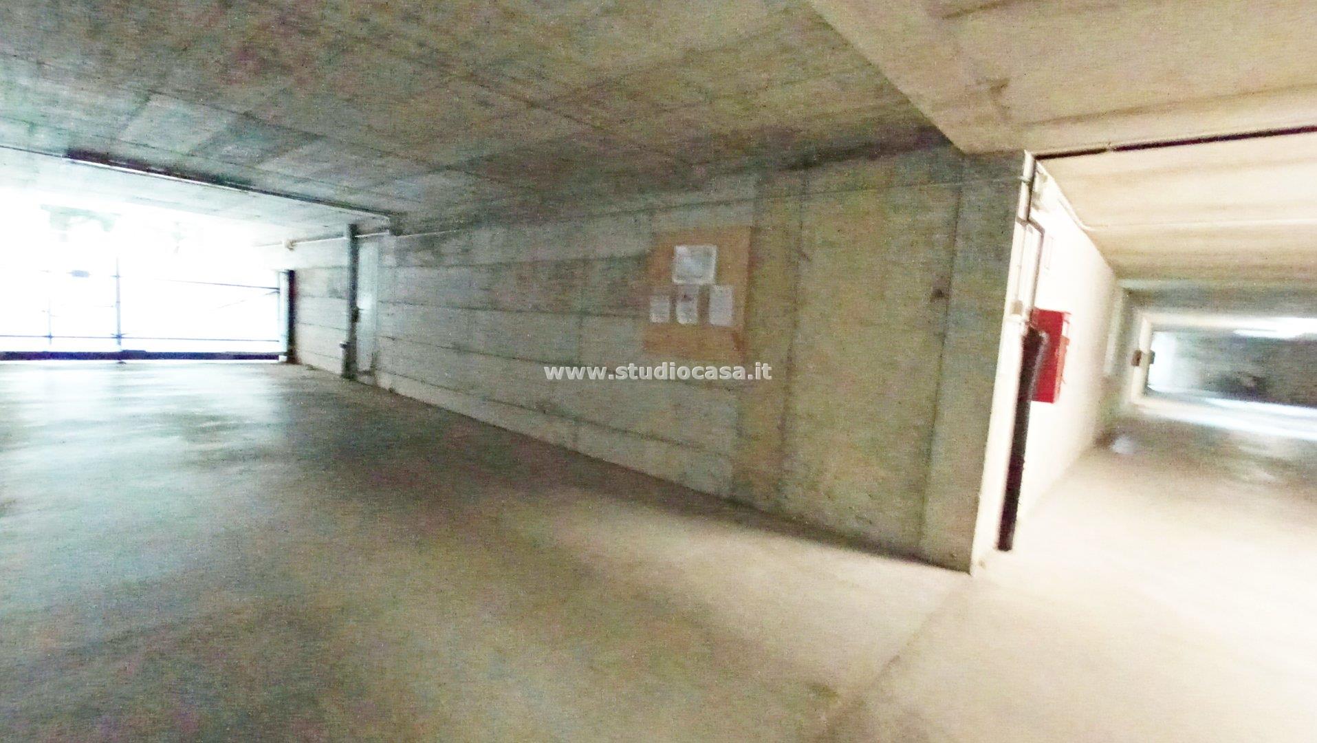 Cantina in vendita a Villa d