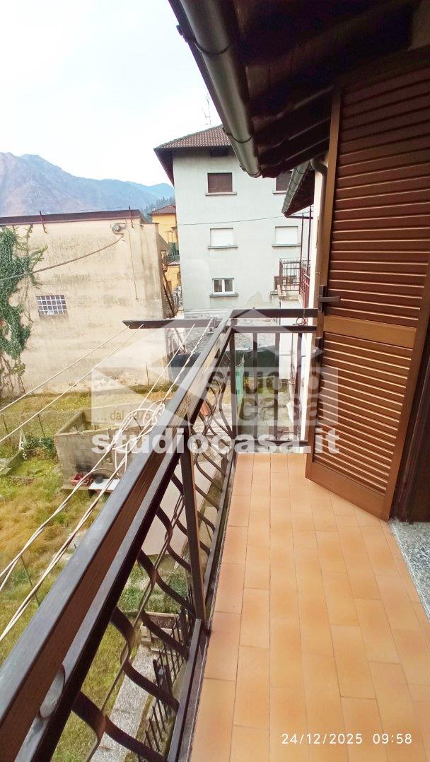 Casa Bifamiliare in vendita a Ponte Nossa