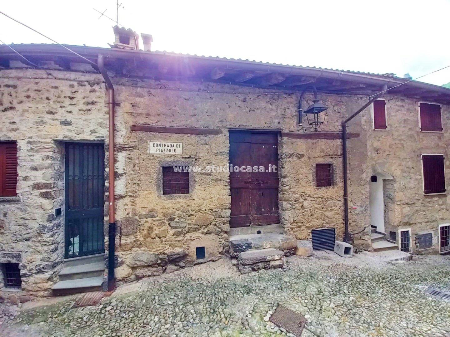 Casa Bifamiliare in vendita a Ardesio