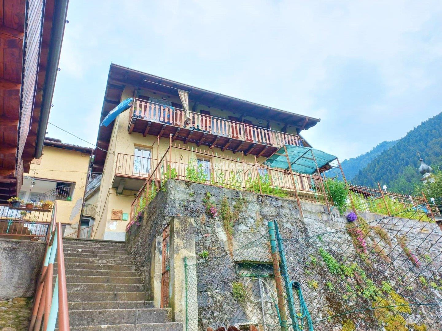 Appartamento in vendita a Ardesio