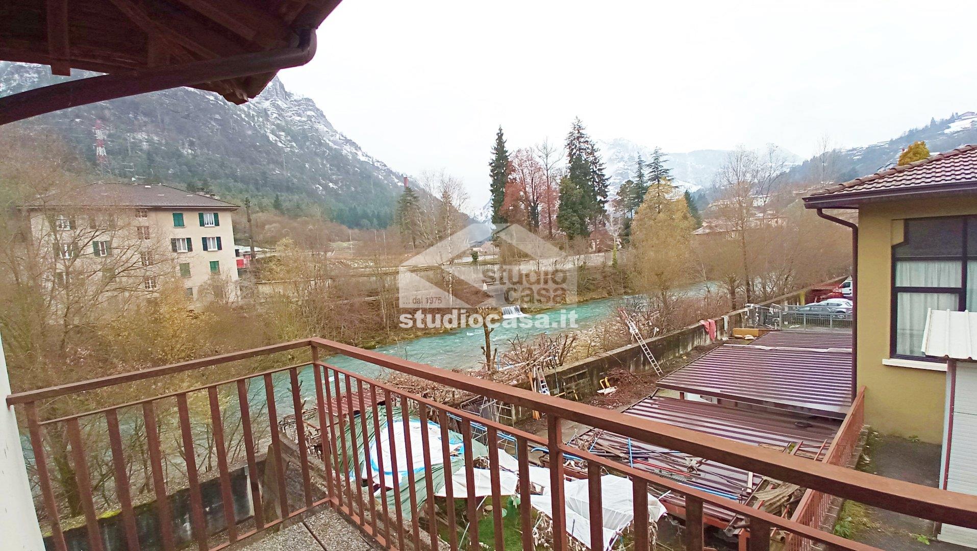 Appartamento in vendita a Ponte Nossa