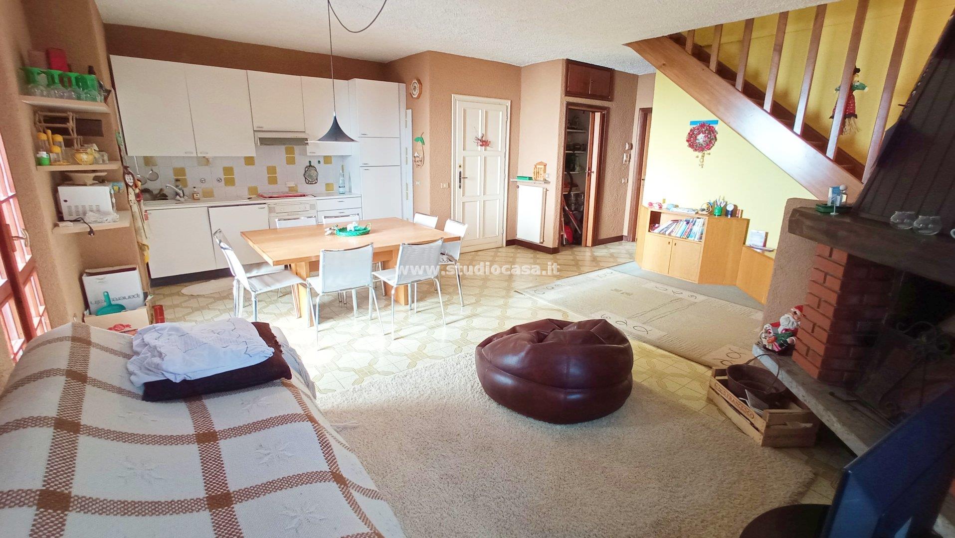 Appartamento in vendita a Castione della Presolana