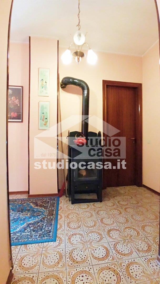Appartamento in vendita a Oneta