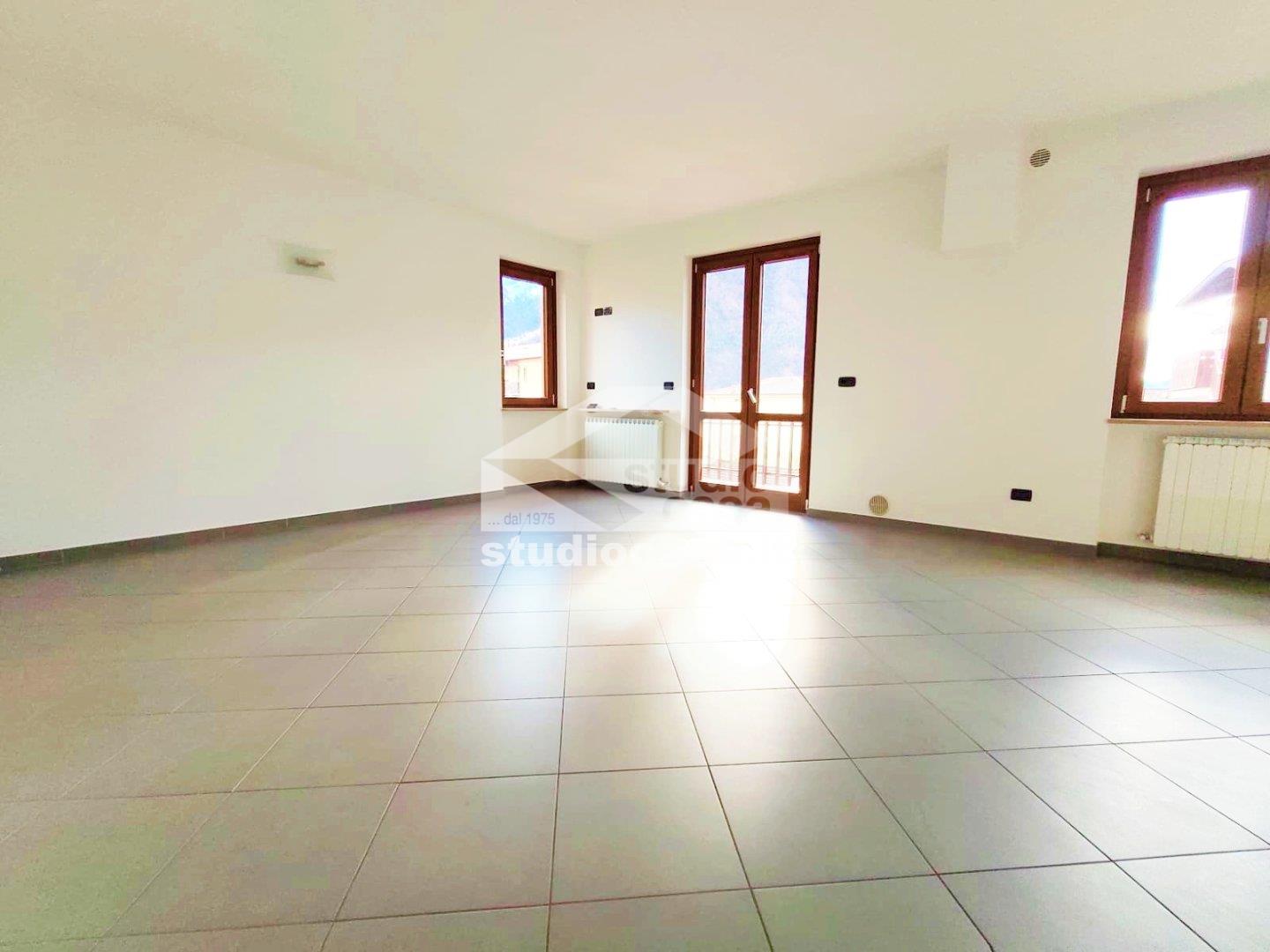 Appartamento in vendita a Parre