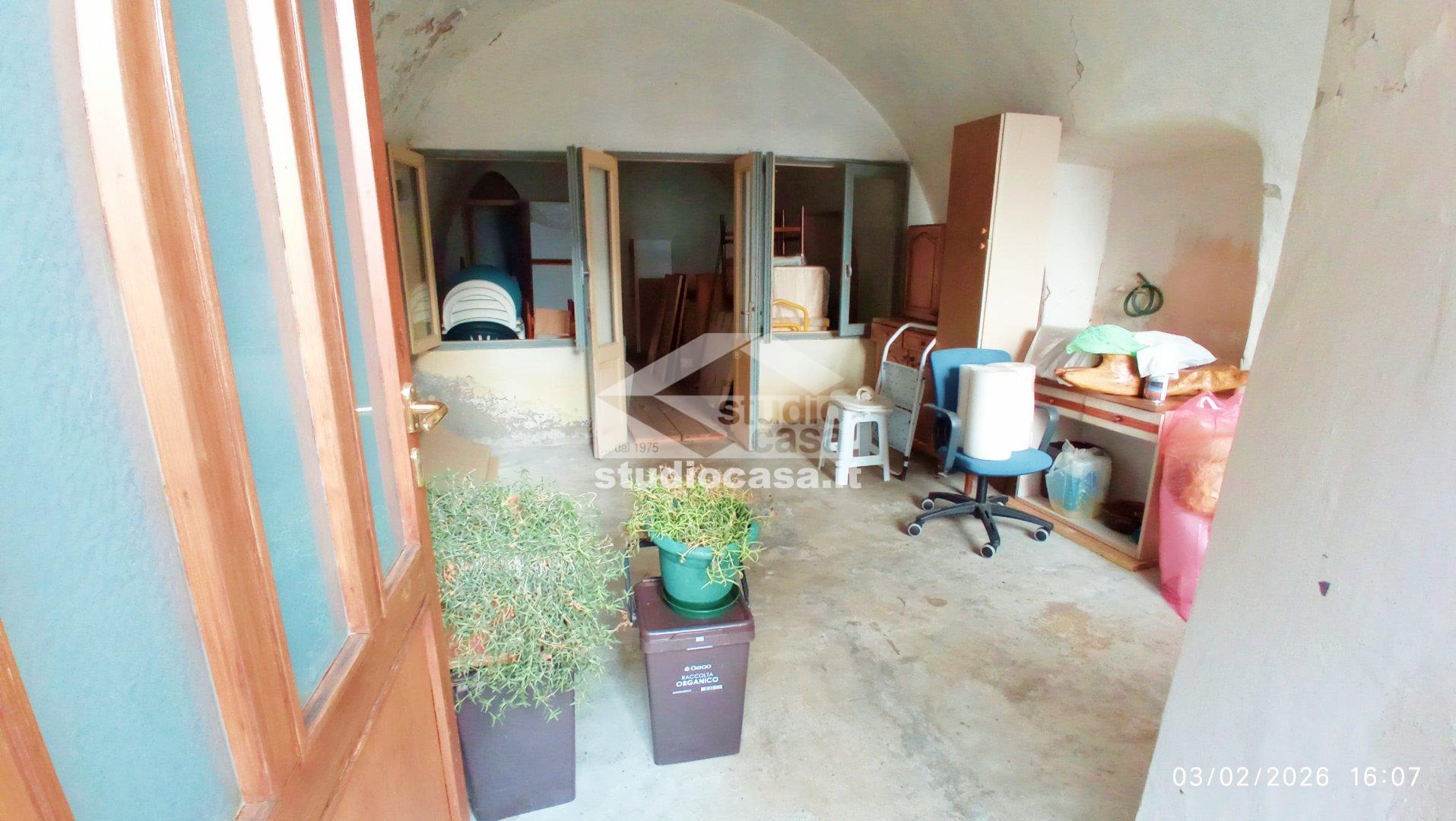 Casa Rustica in vendita a Gorno