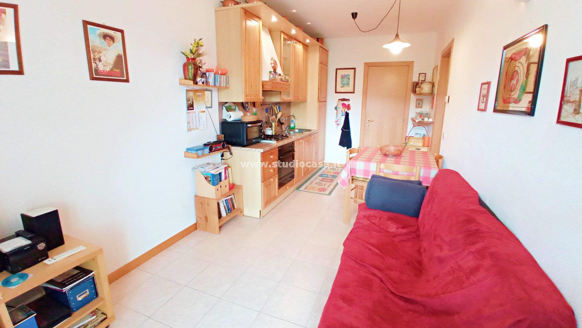 Appartamento in vendita a Gorno