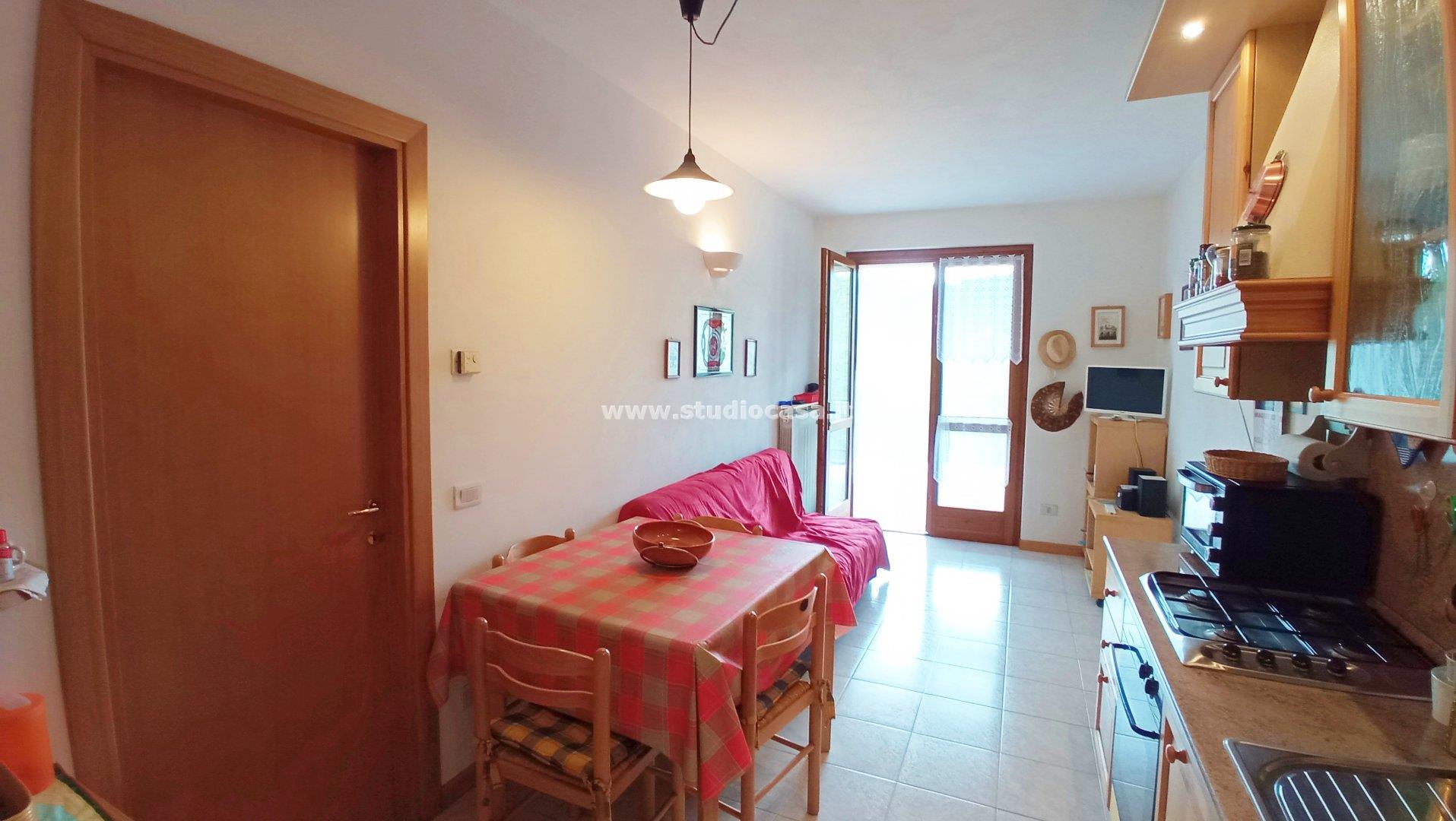 Appartamento in vendita a Gorno