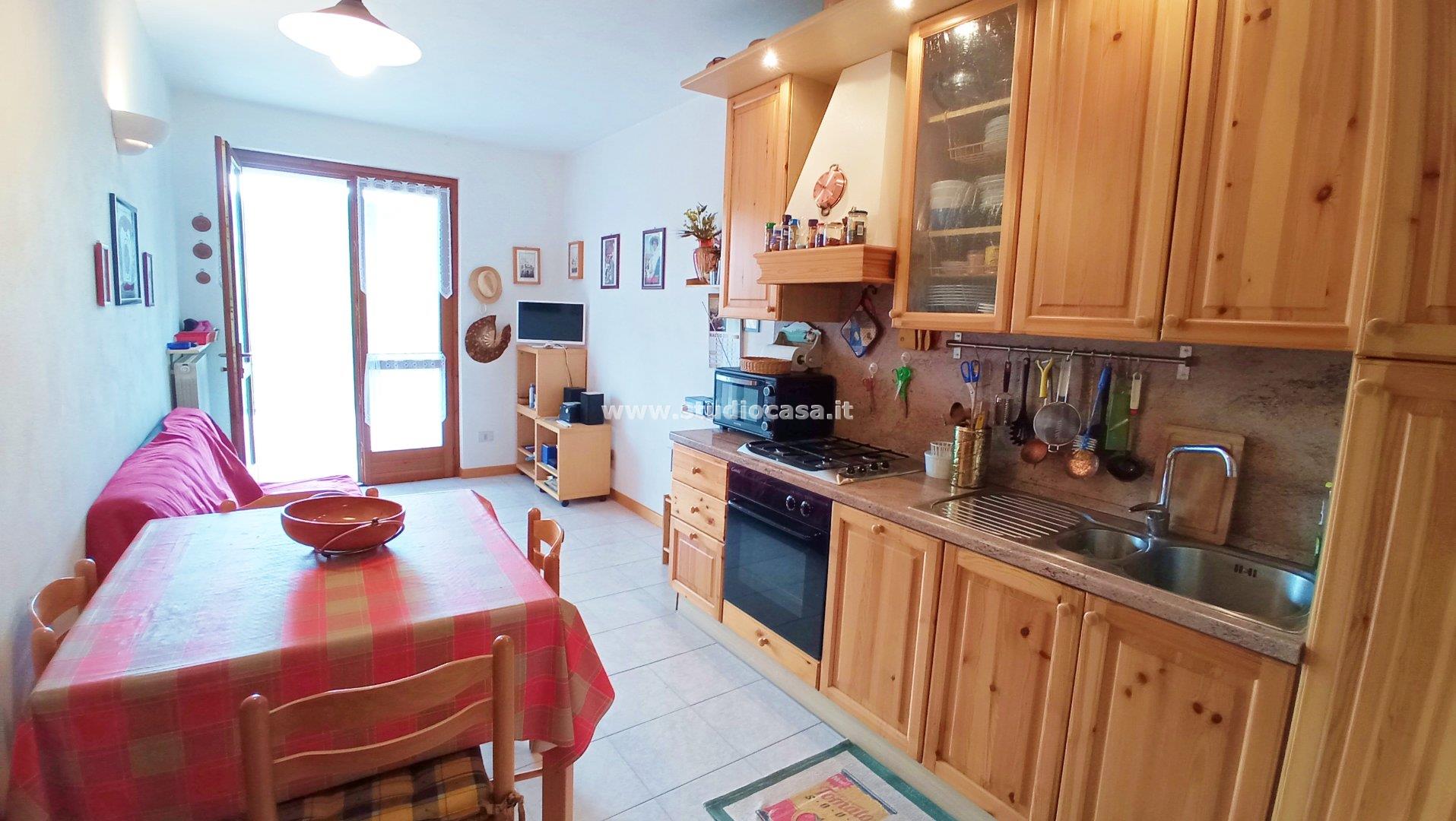 Appartamento in vendita a Gorno