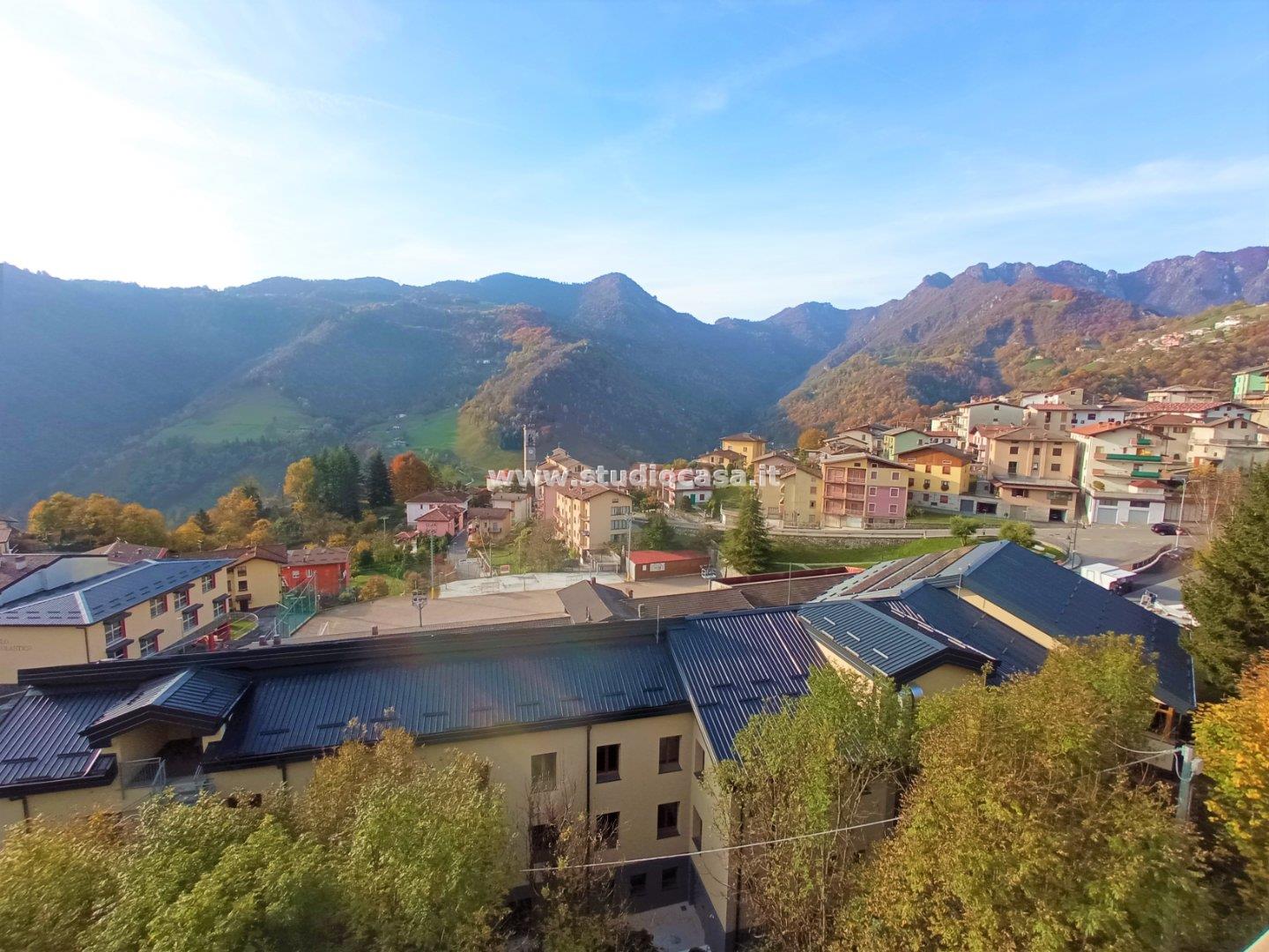 Appartamento in vendita a Gorno