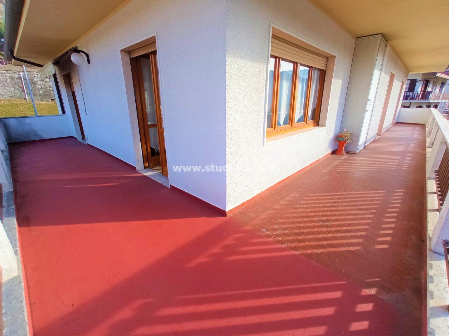Appartamento in vendita a Gorno