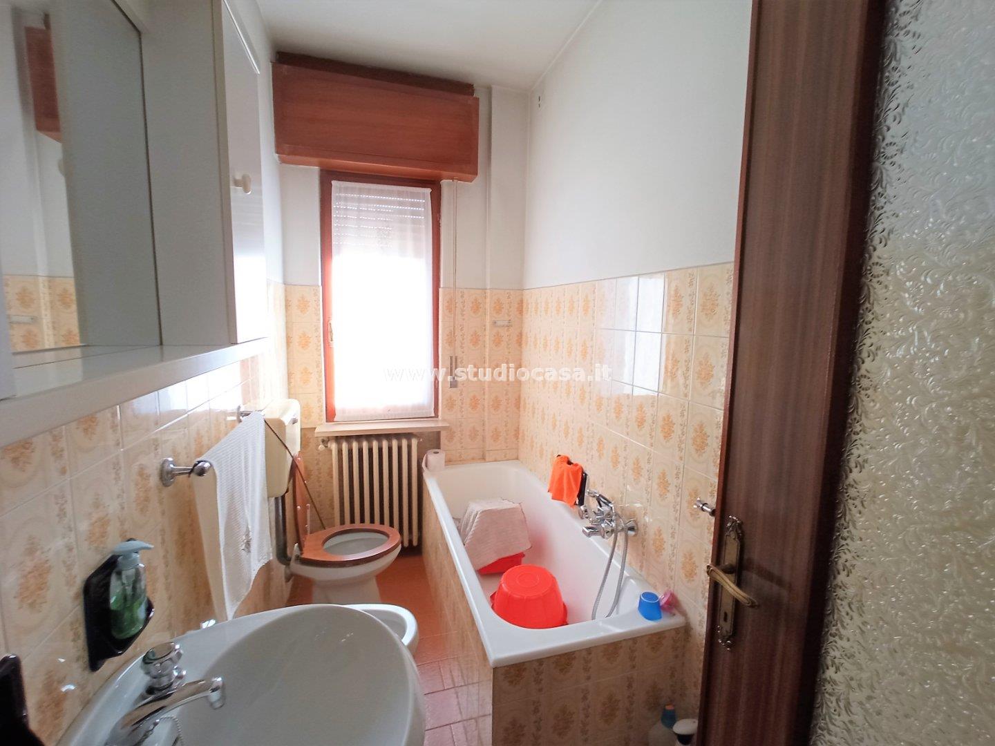 Appartamento in vendita a Gorno