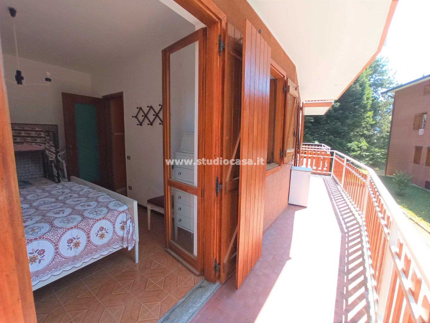 Appartamento in vendita a Gorno