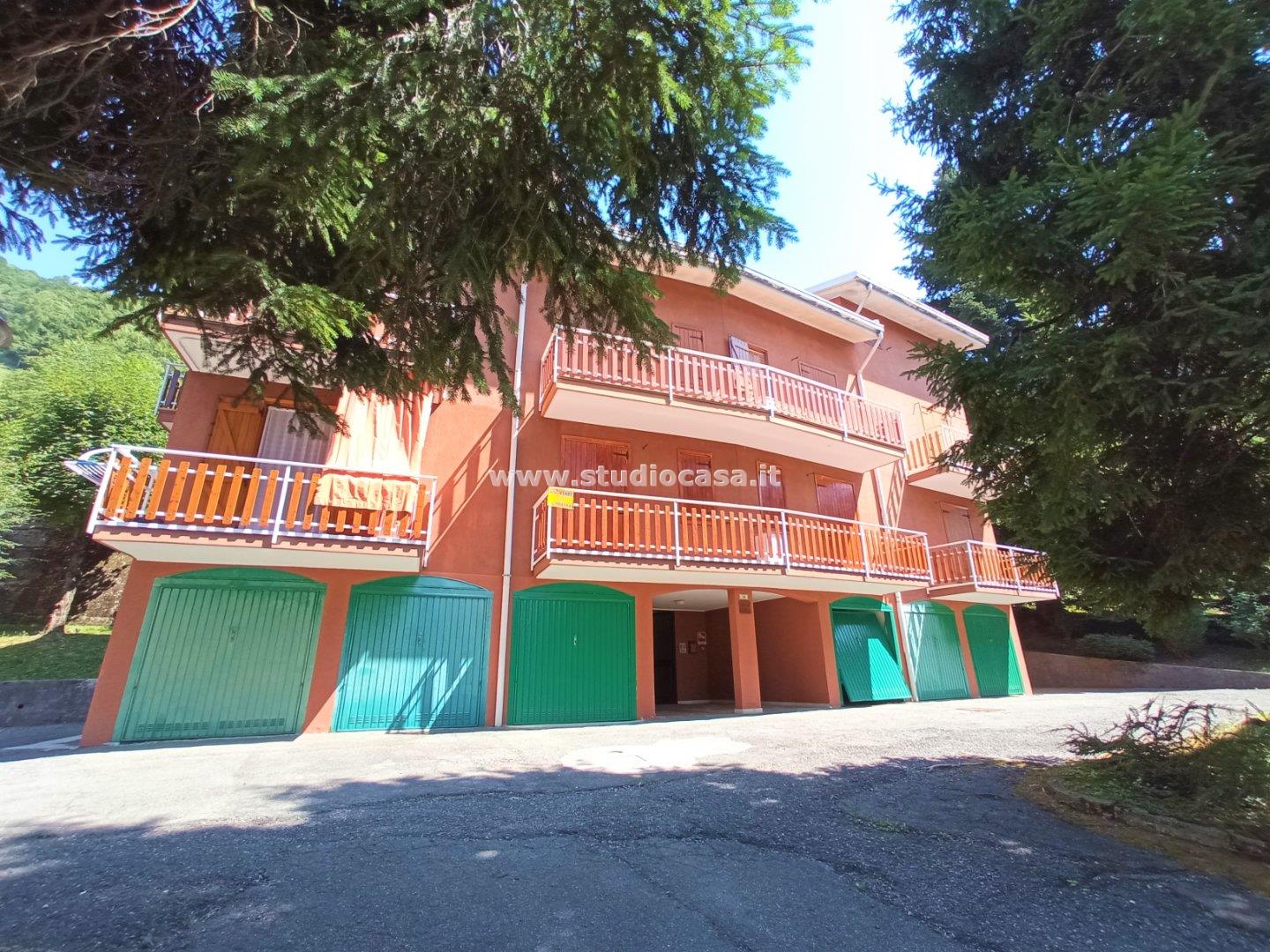 Appartamento in vendita a Gorno