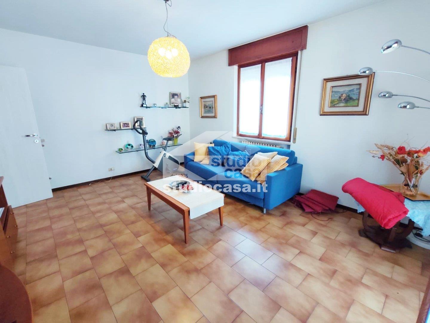 Appartamento in vendita a Ponte Nossa