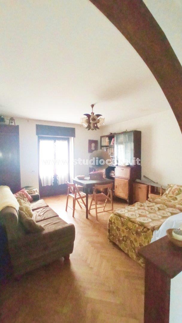 Appartamento in vendita a Gorno