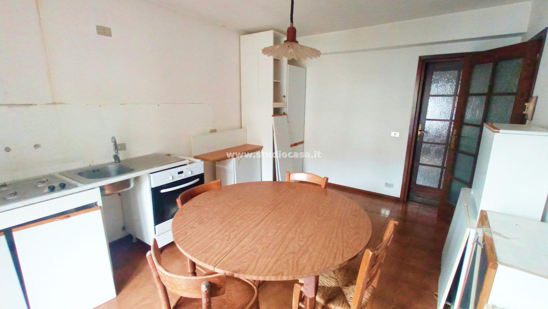 Appartamento in vendita a Gorno
