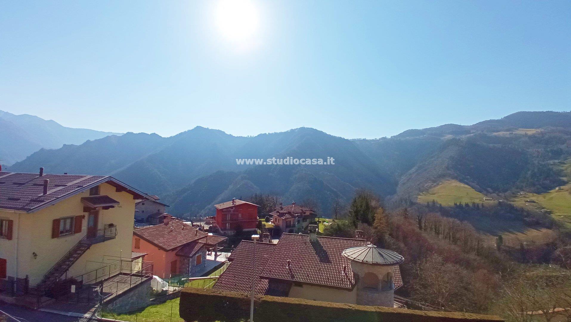 Appartamento in vendita a Gorno