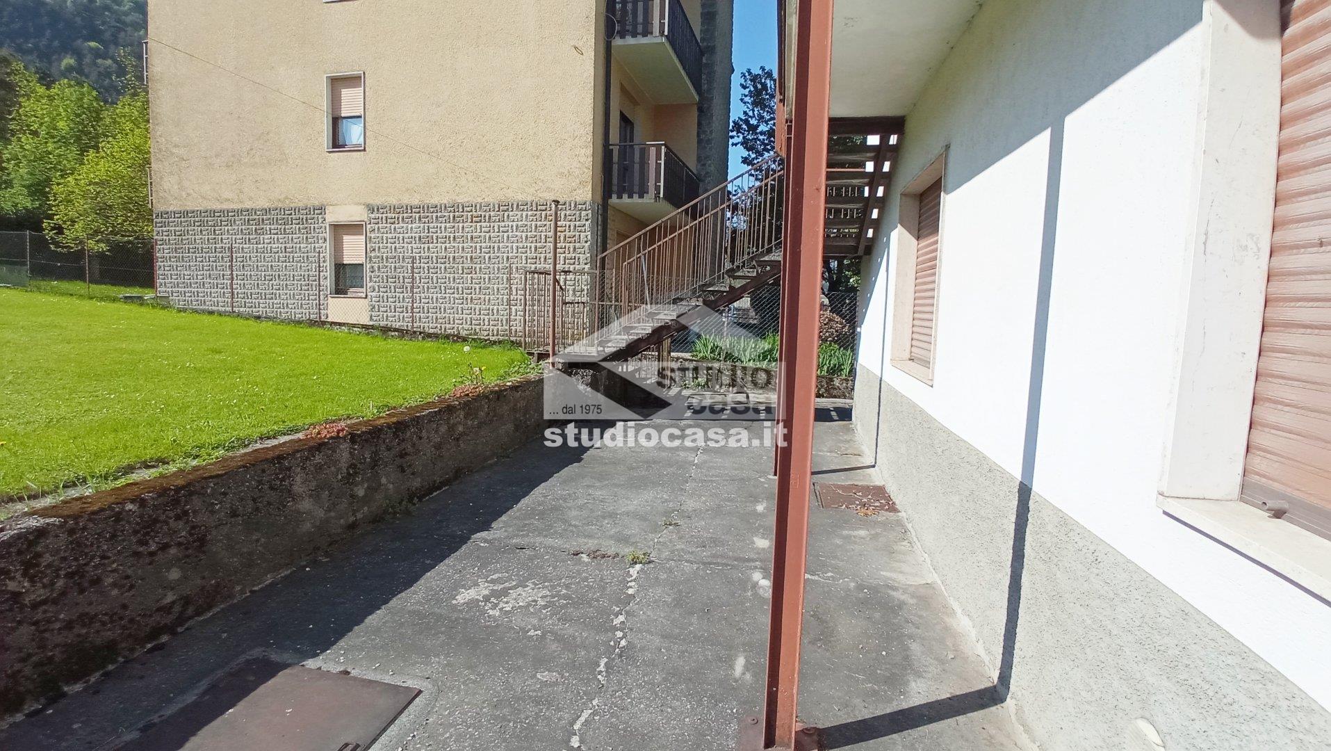 Casa Bifamiliare in vendita a Ponte Nossa