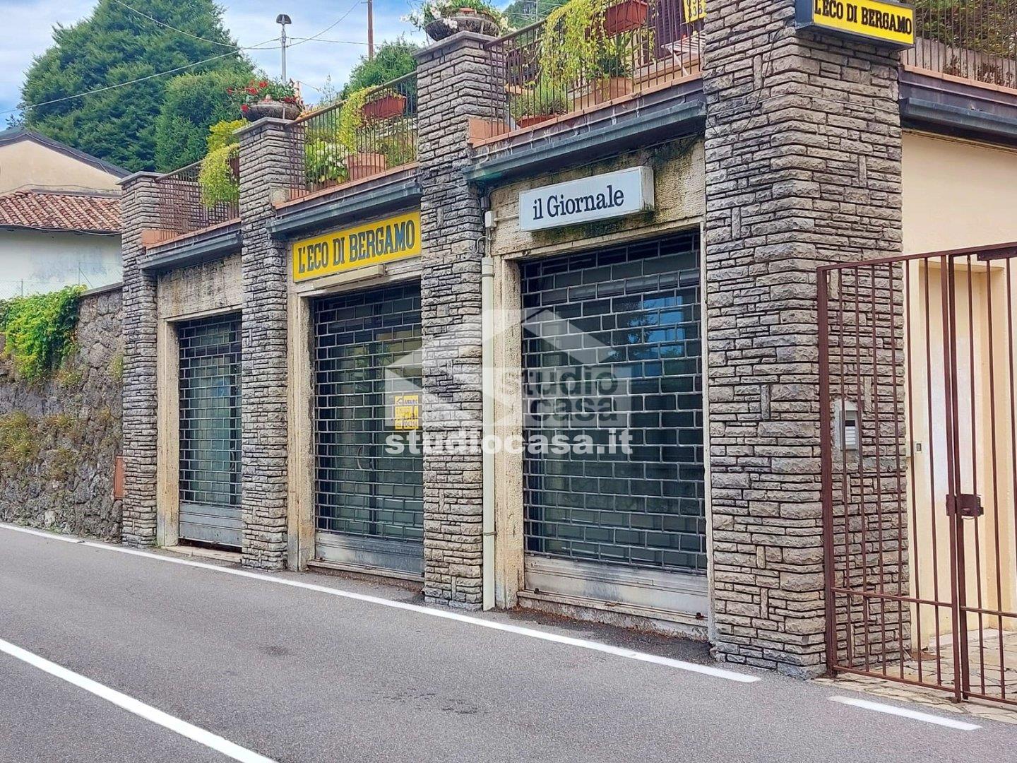 Negozio in vendita a Clusone