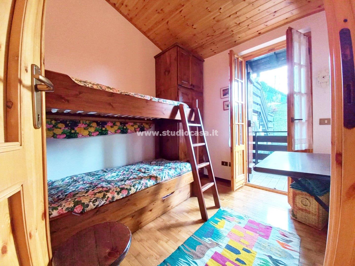 Appartamento in vendita a Rovetta