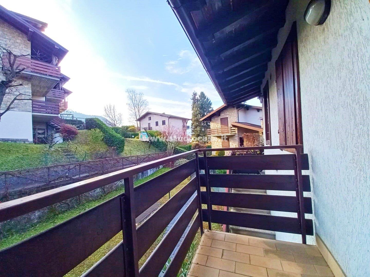 Appartamento in vendita a Rovetta