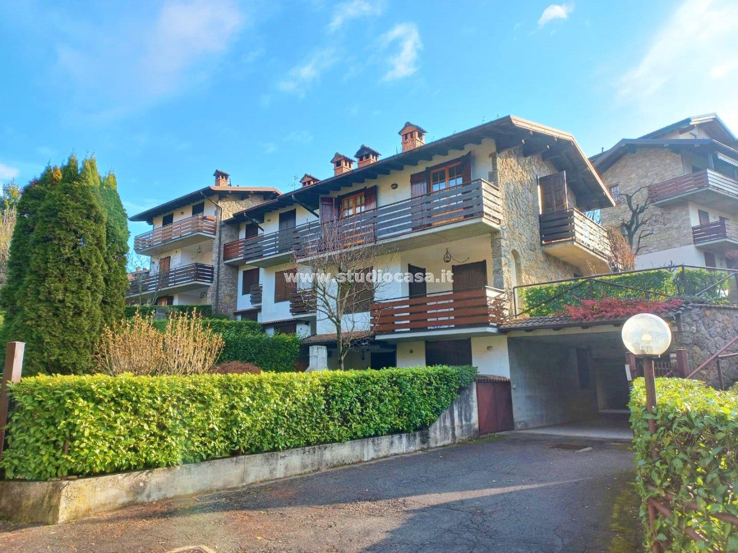 Appartamento in vendita a Rovetta