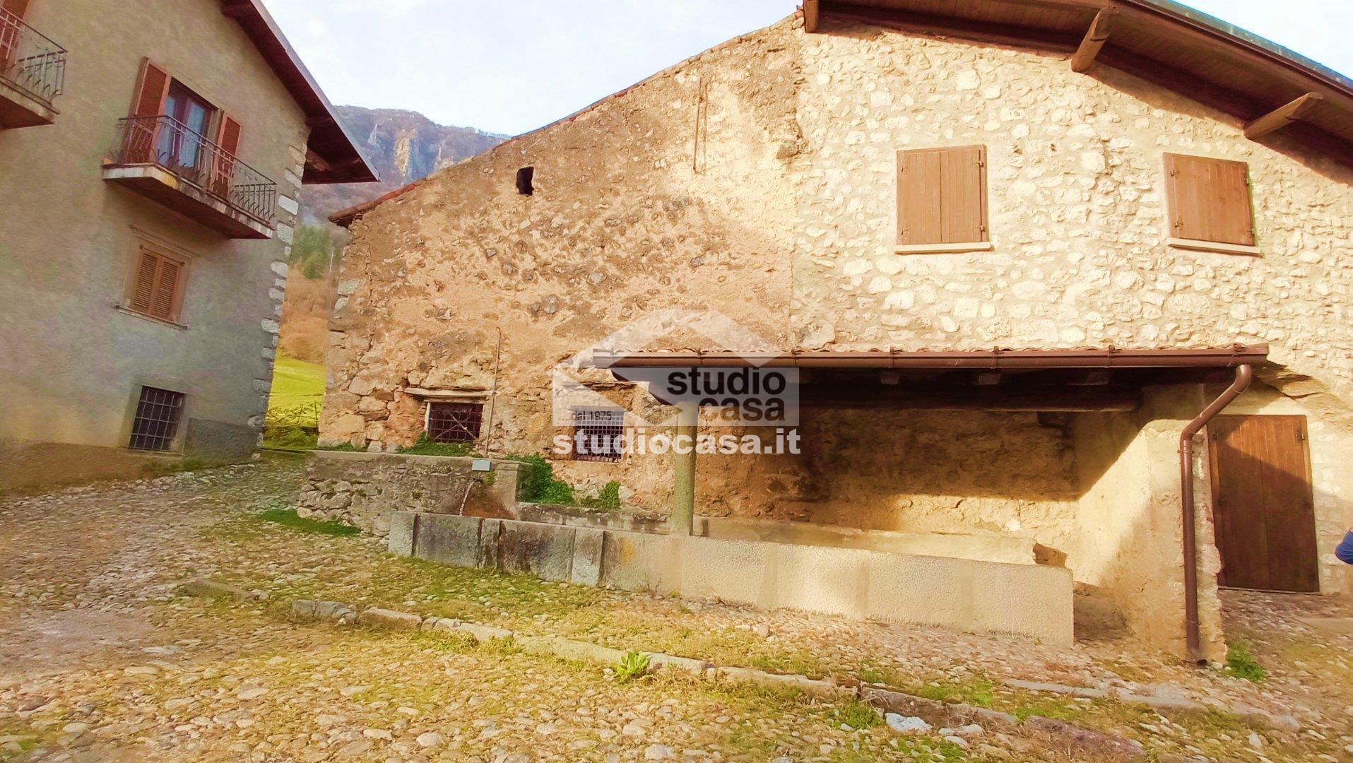 Baita in vendita a Oltressenda Alta