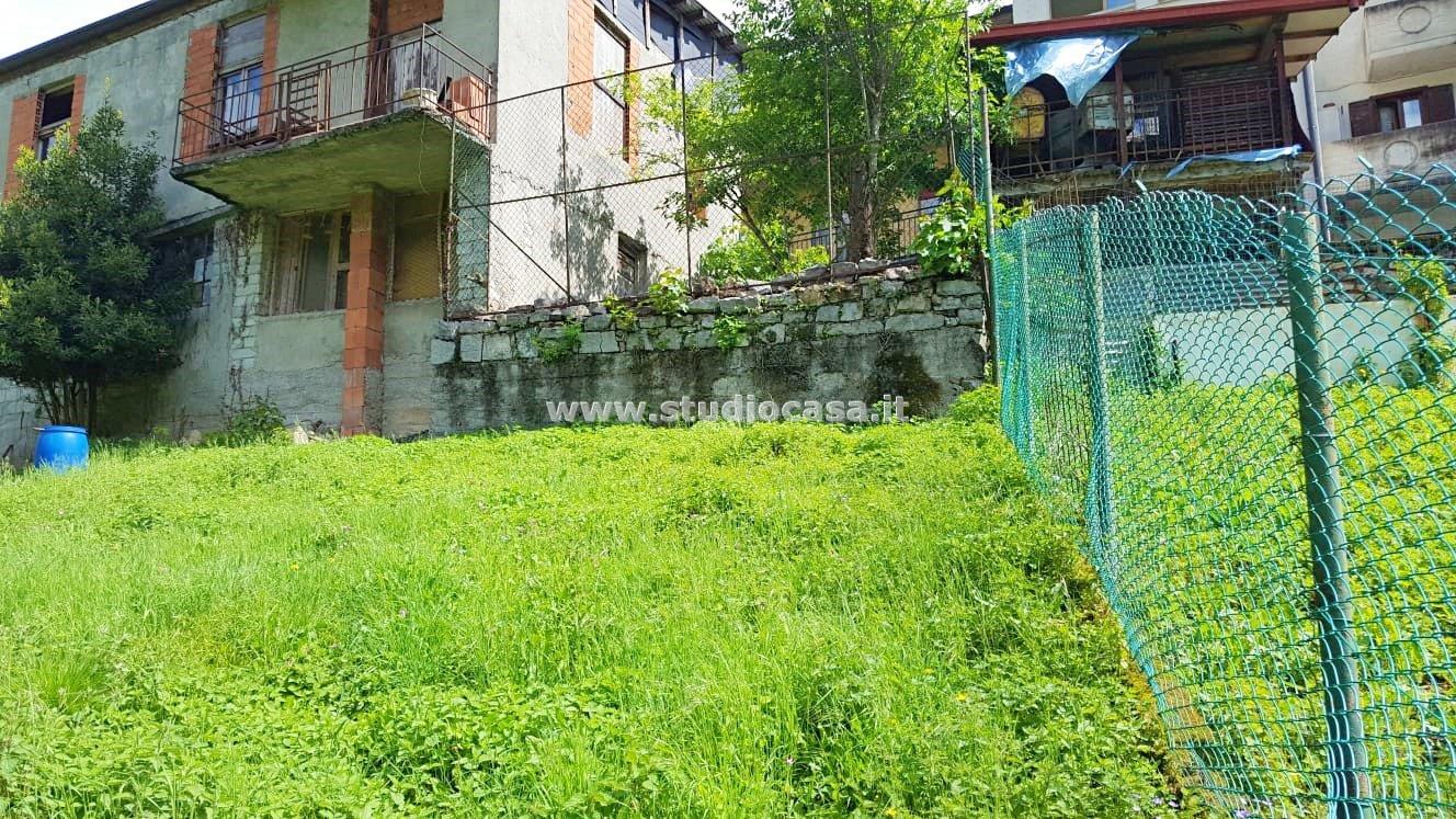 Cascina in vendita a Gorno