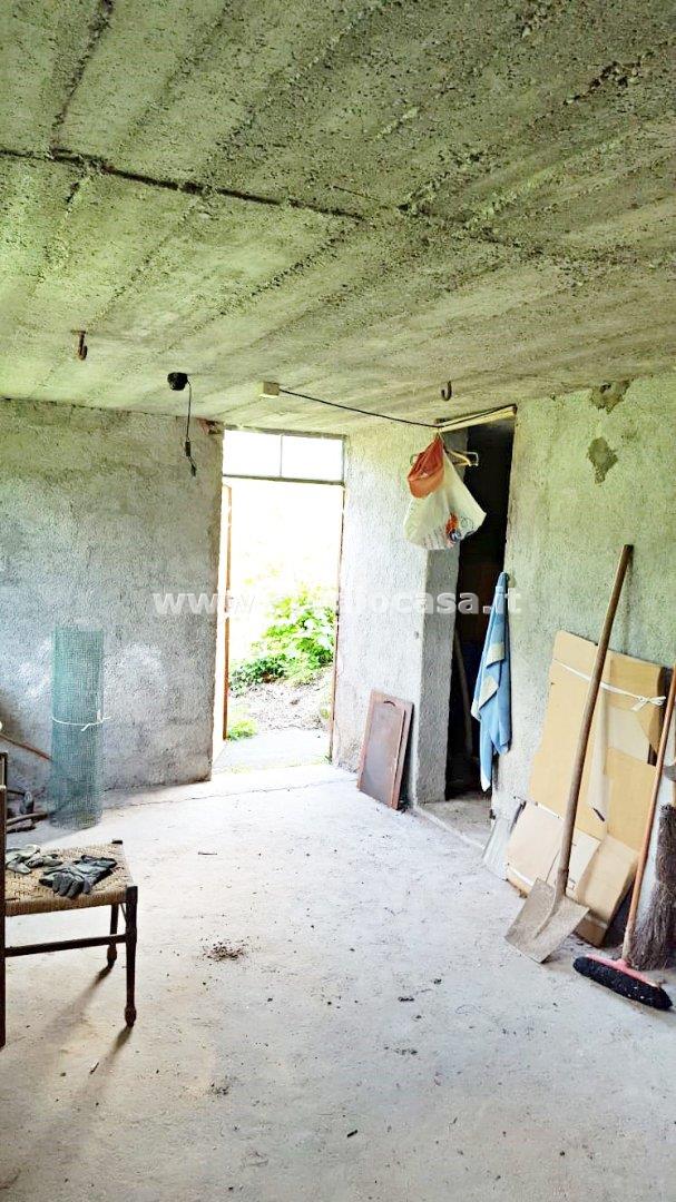 Cascina in vendita a Gorno