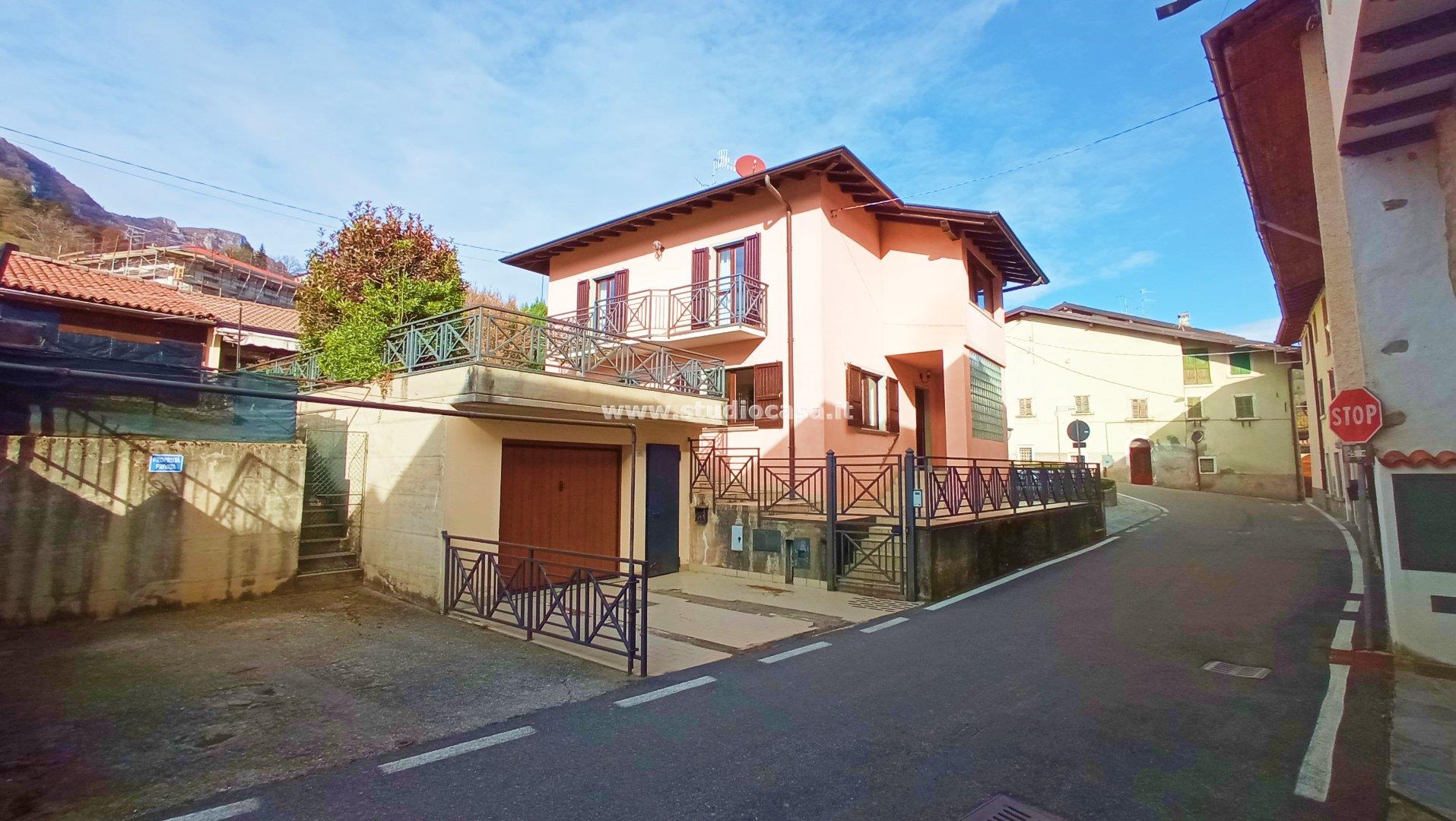 Villa Unifamiliare in vendita a Clusone