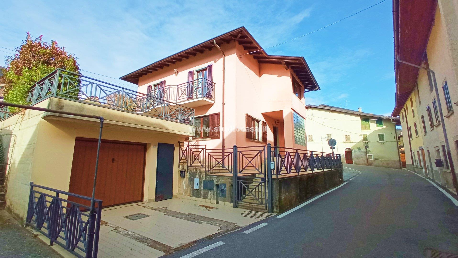 Villa Unifamiliare in vendita a Clusone