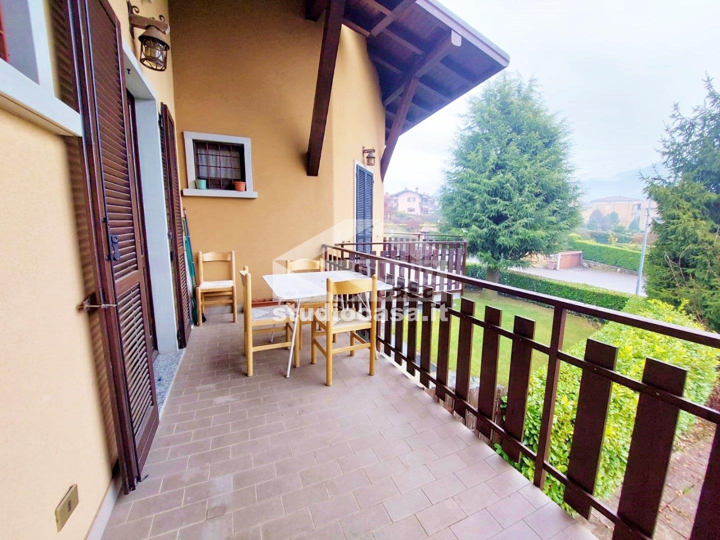 Appartamento in vendita a Rovetta