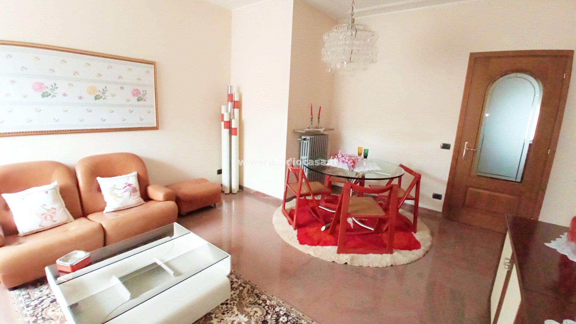 Appartamento in vendita a Gorno
