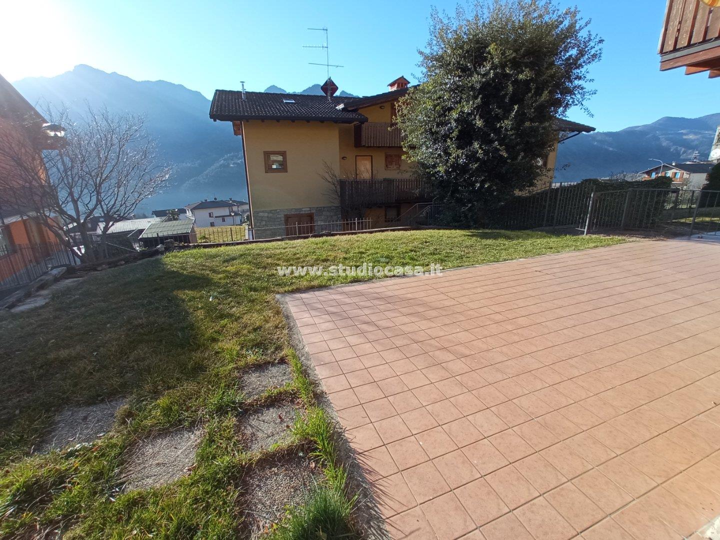 Appartamento in vendita a Parre