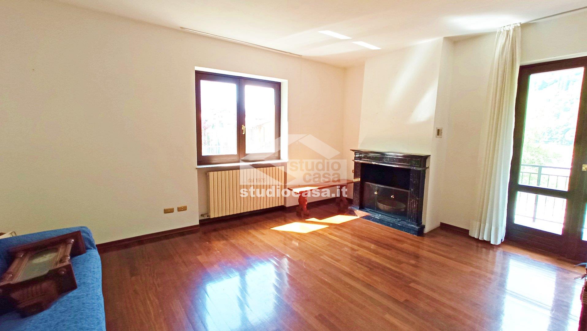 Appartamento in vendita a Gandellino