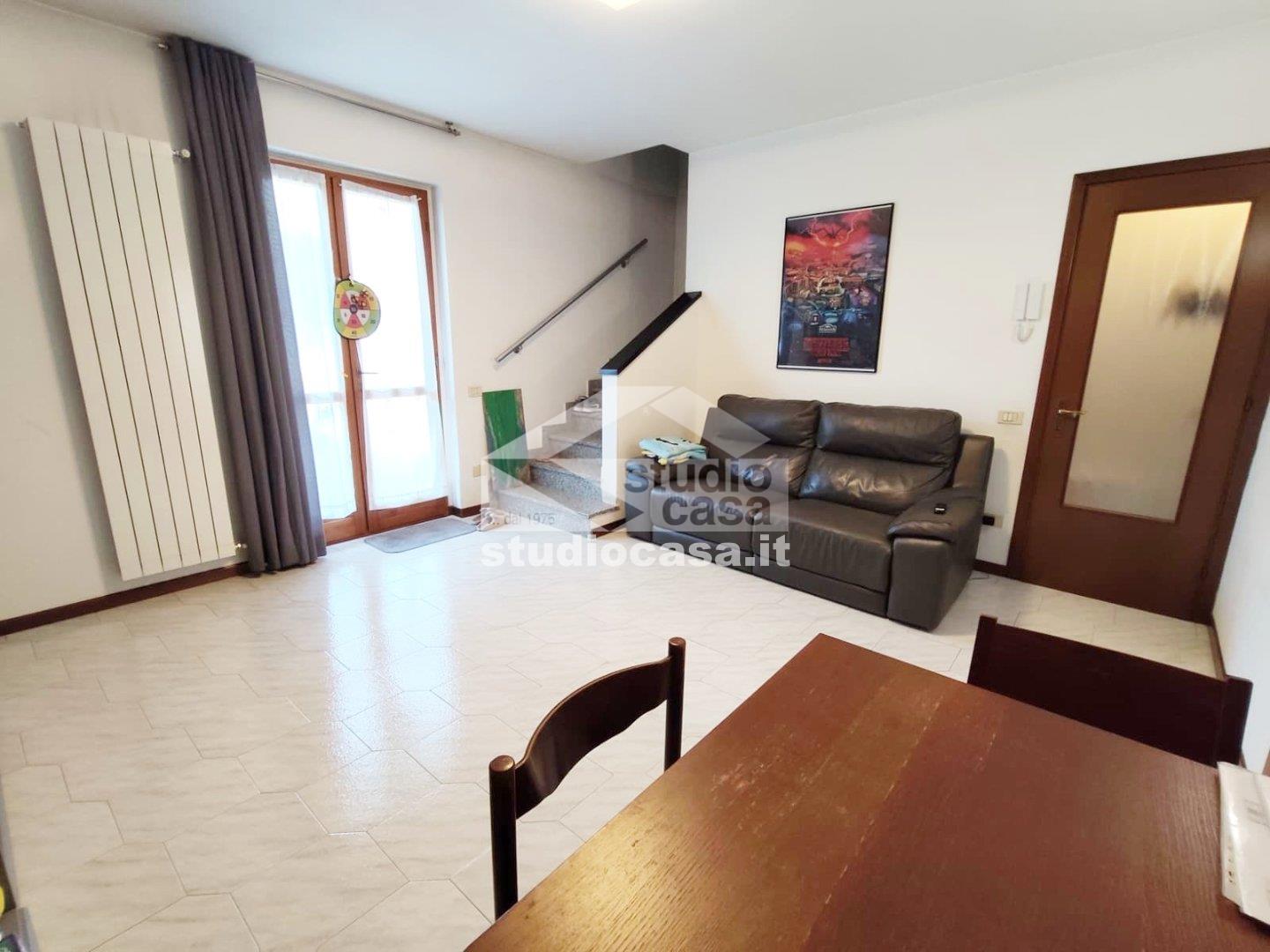 Villa a schiera di testa in vendita a Piario