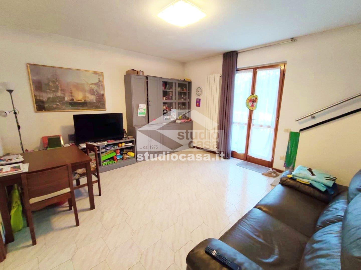 Villa a schiera di testa in vendita a Piario