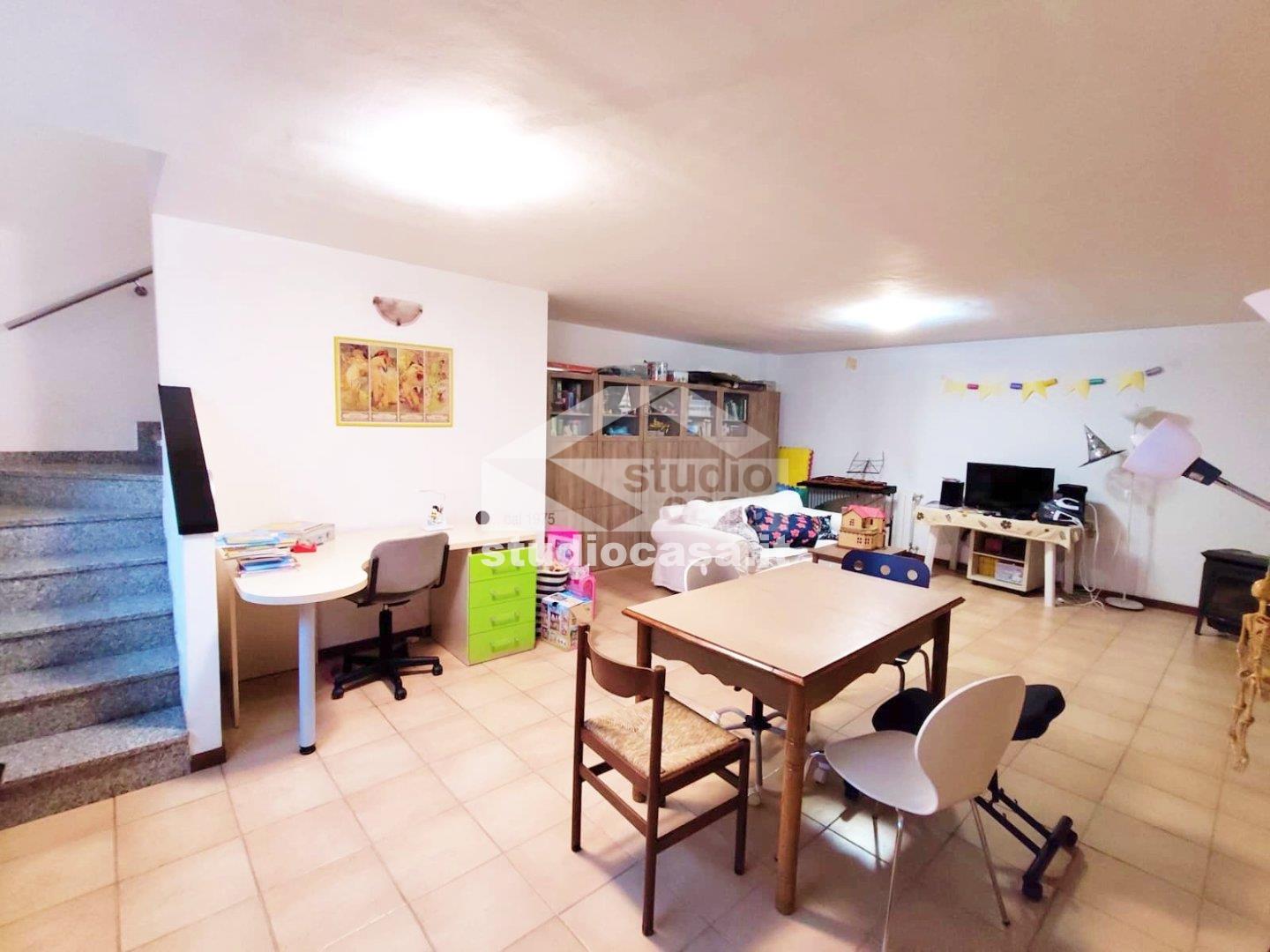 Villa a schiera di testa in vendita a Piario