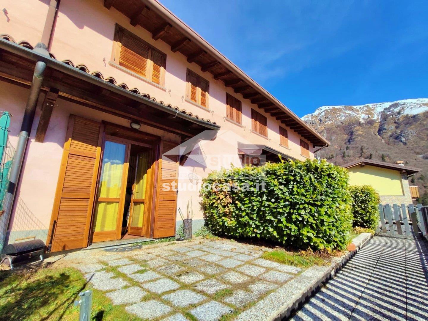 Villa a schiera in vendita a Oneta